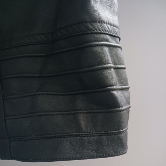 22/24 Avenue coat - Picture 3 of 5